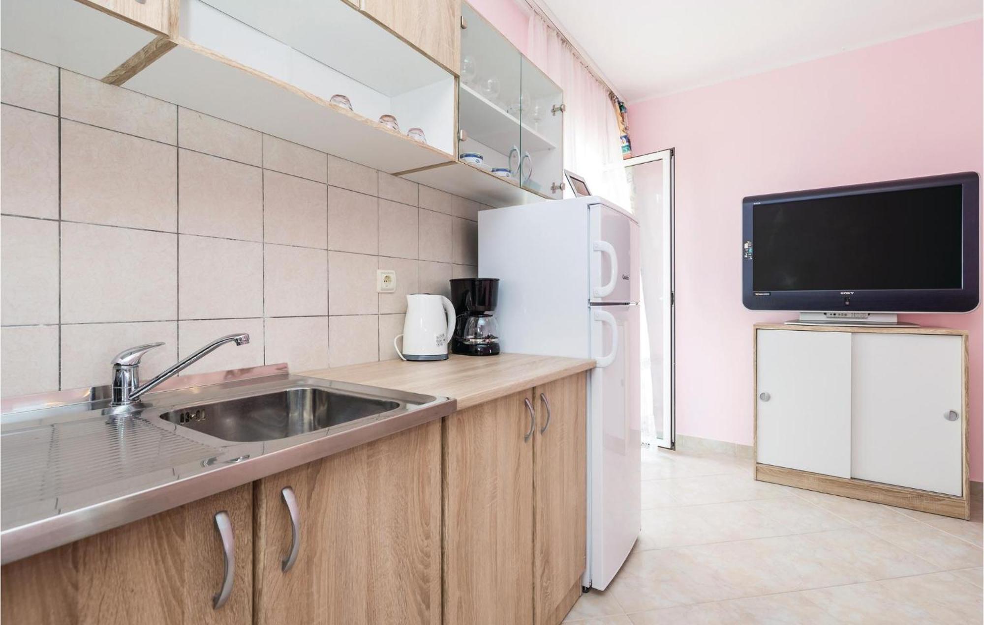 Gorgeous Apartment In Matulji With Kitchen Extérieur photo